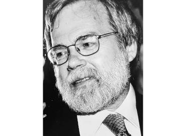 Photo of Professor Emeritus Ralph Lindheim